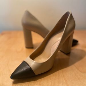 Banana Republic Tan and Black Cap Toe Heel